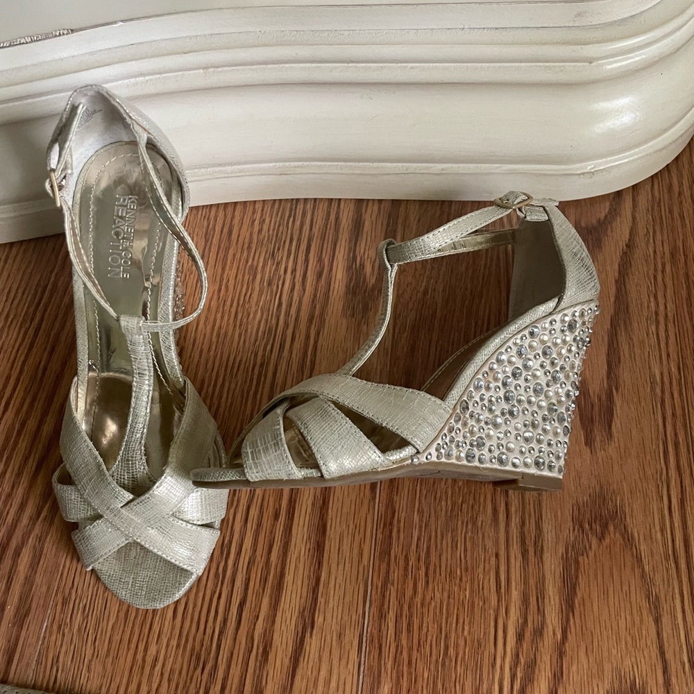 Kenneth Cole shoes